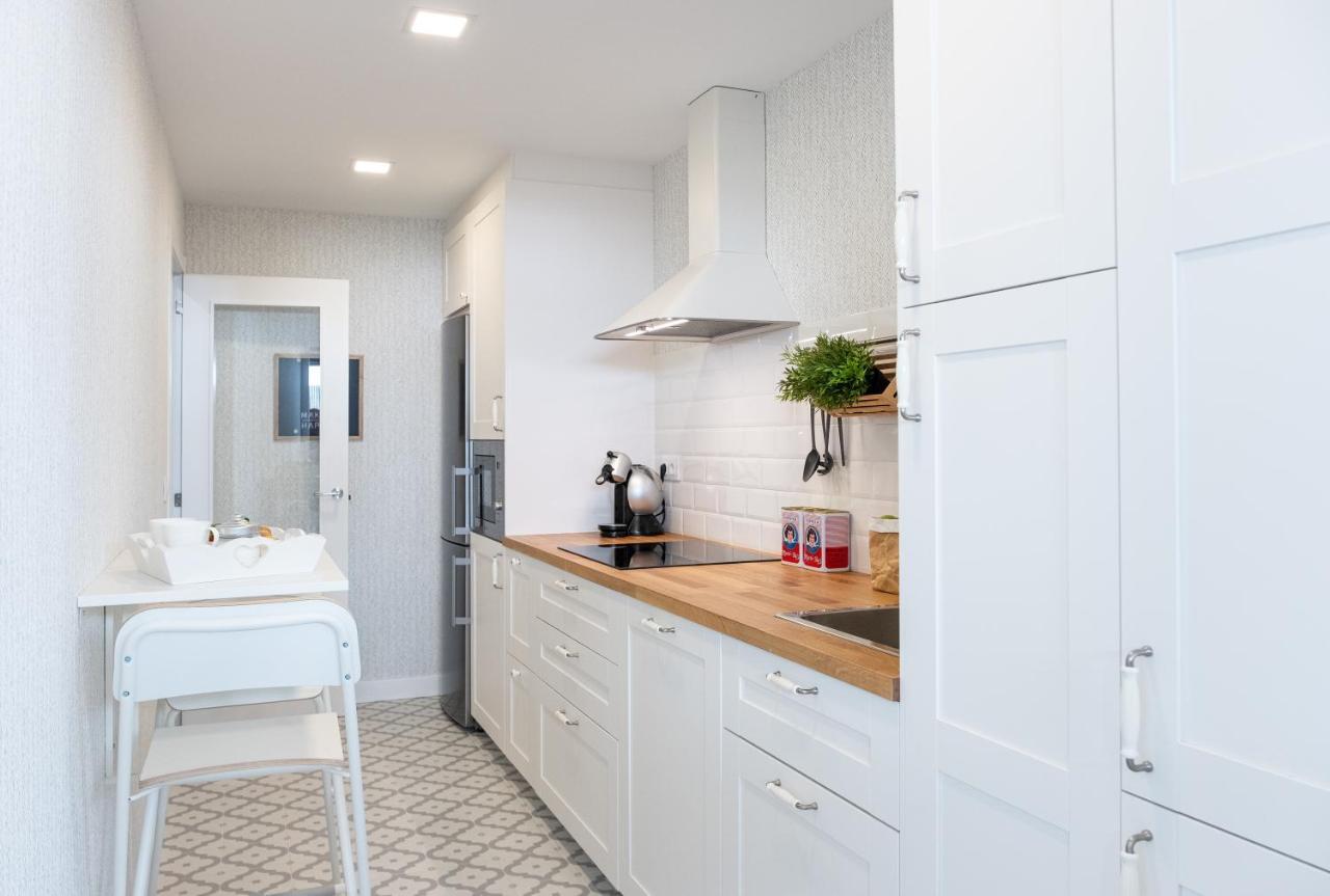 Apartamento De Diseno Centrico Con Terraza Espectacular Σαντιάγο ντε Κομποστέλα Εξωτερικό φωτογραφία