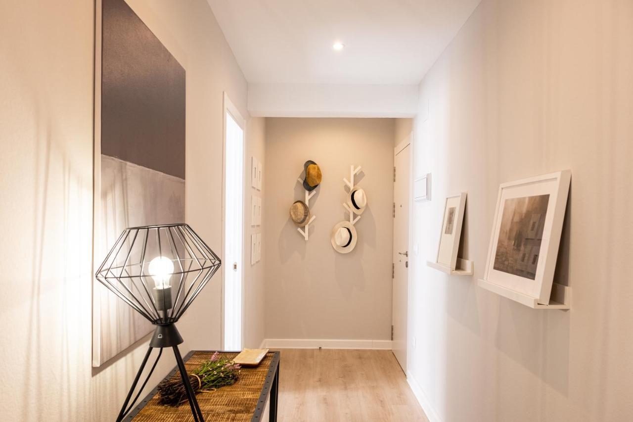 Apartamento De Diseno Centrico Con Terraza Espectacular Σαντιάγο ντε Κομποστέλα Εξωτερικό φωτογραφία
